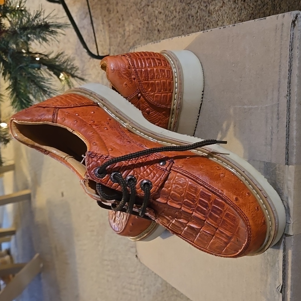 Ommy Crocodile  shoes made in mexico